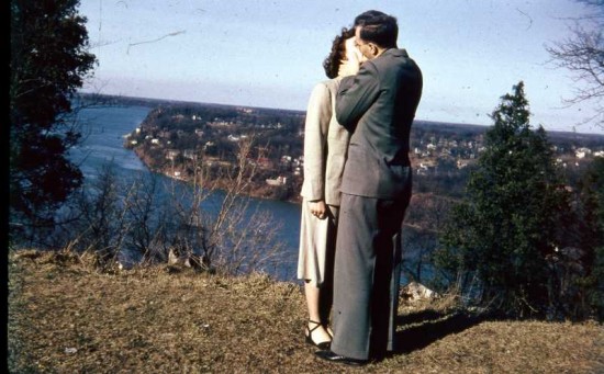 31140_it_felt_like_a_kiss