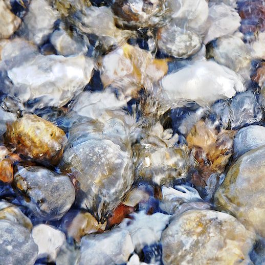 Flint pebbles 1